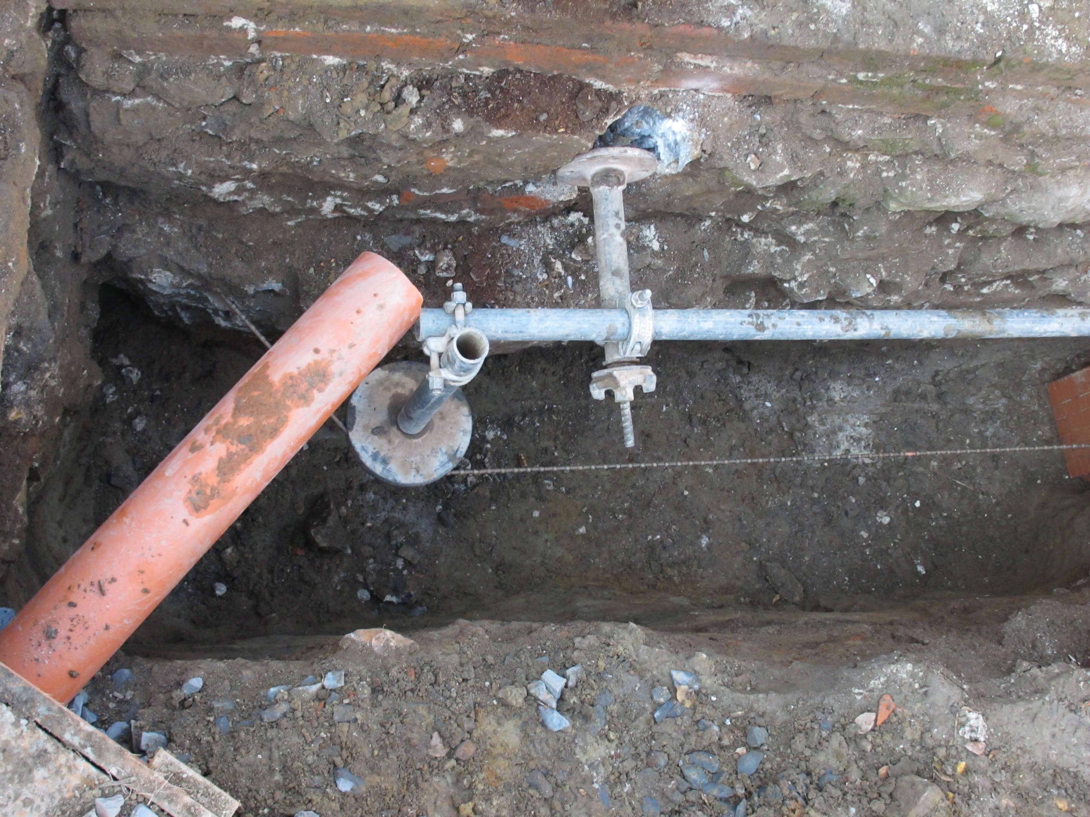 Podřezání zdiva diamantovým lanem